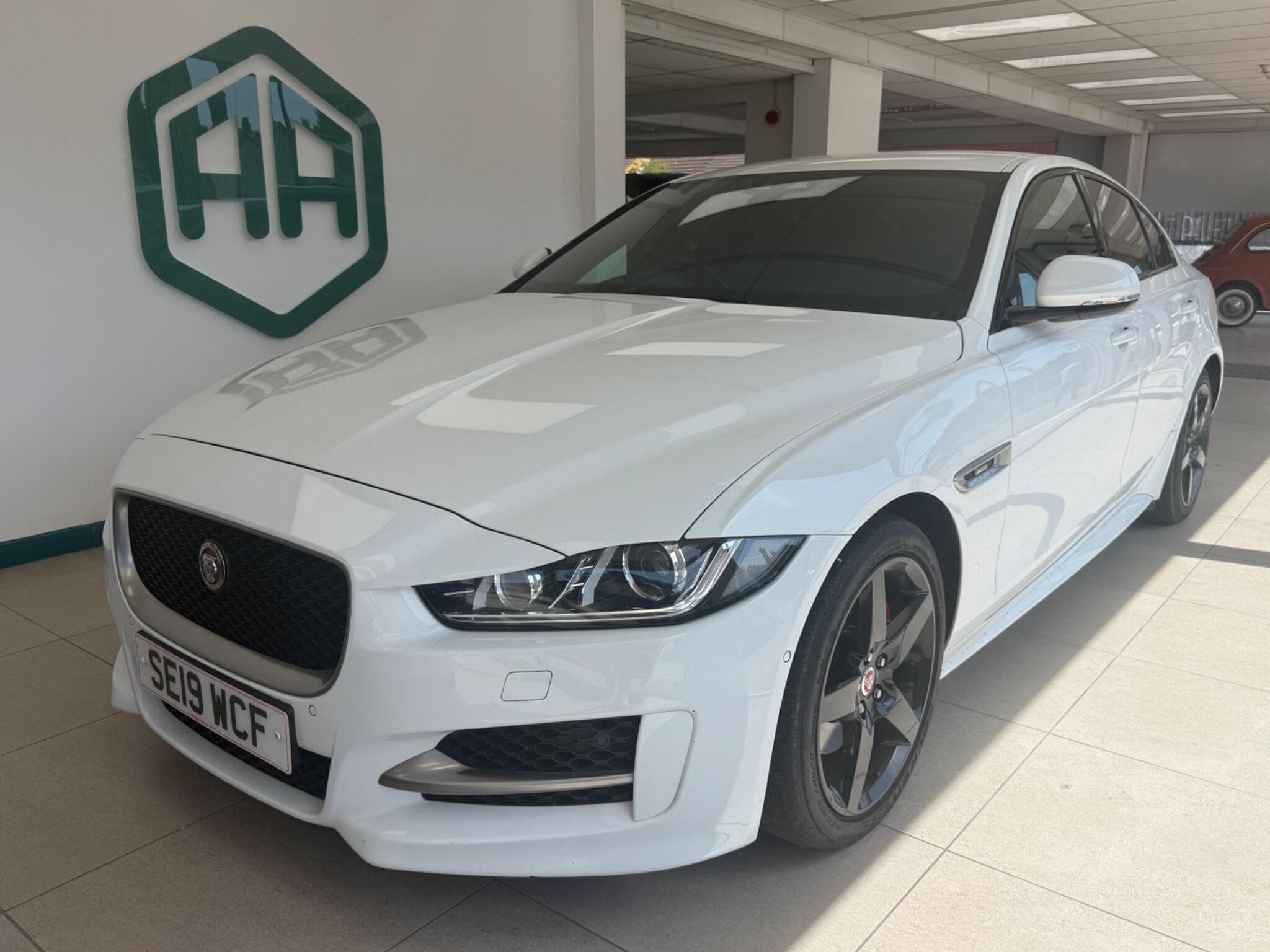 Jaguar XE